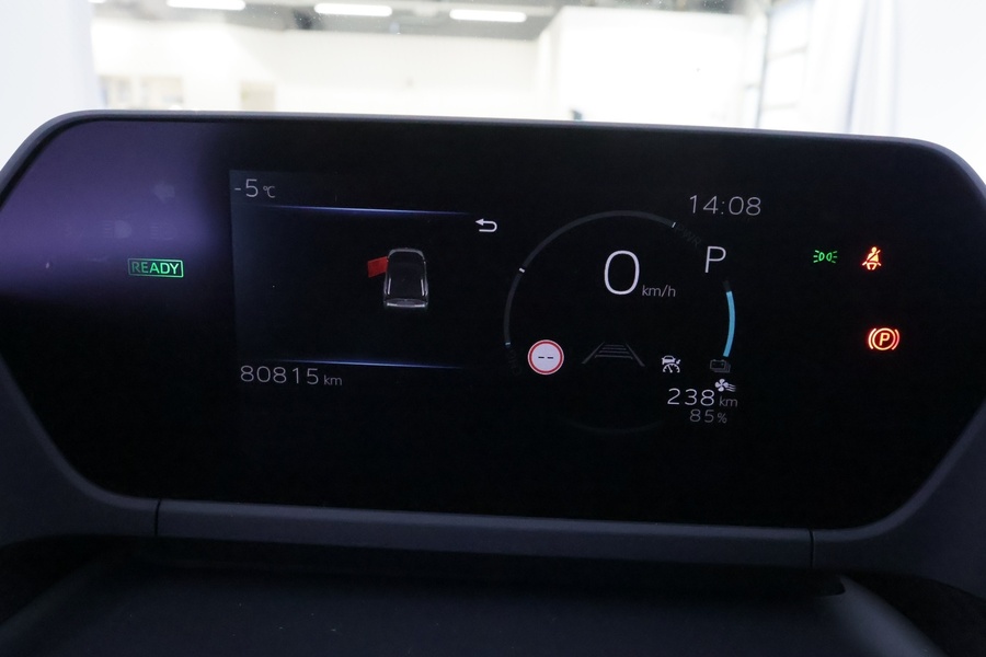 Toyota bZ4X vaihtoauto