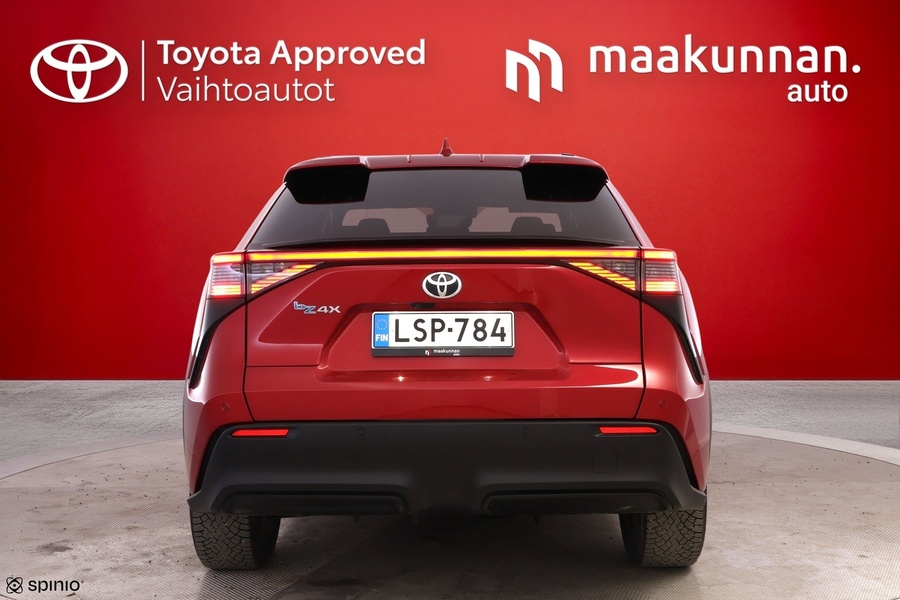 Toyota bZ4X vaihtoauto