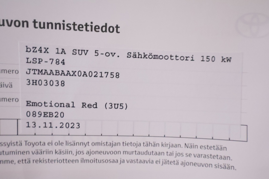 Toyota bZ4X vaihtoauto