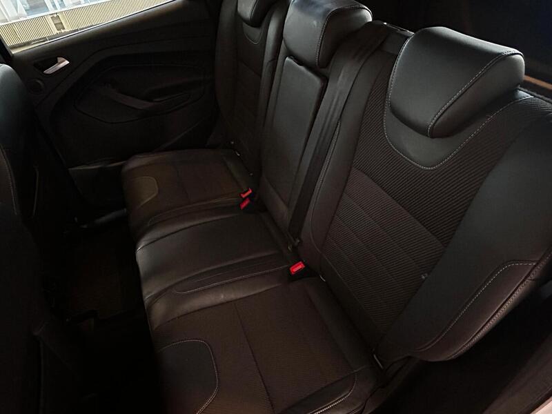 Ford Kuga vaihtoauto