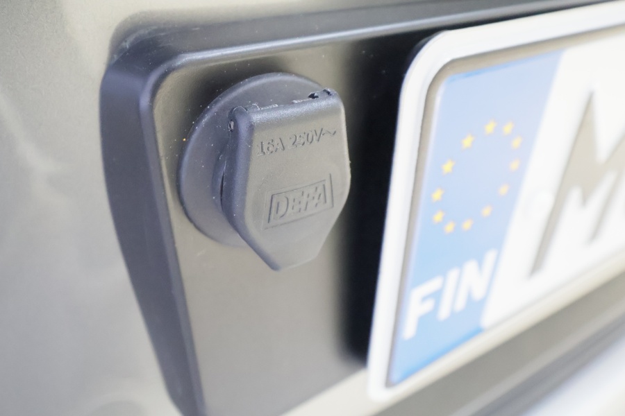 Toyota bZ4X vaihtoauto