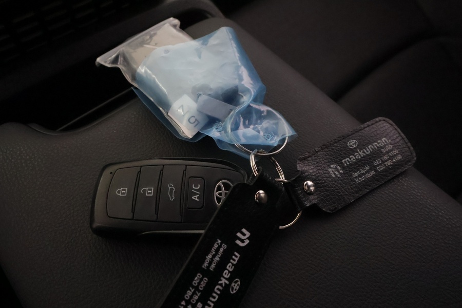 Toyota bZ4X vaihtoauto