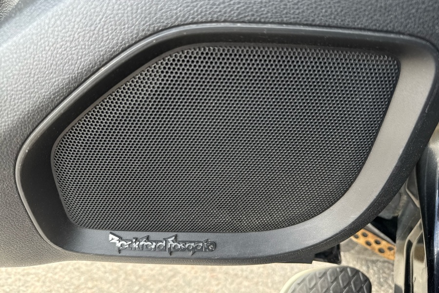 Nissan Titan vaihtoauto