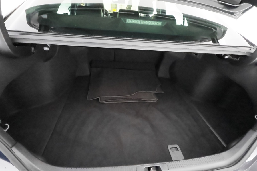 Toyota Camry vaihtoauto