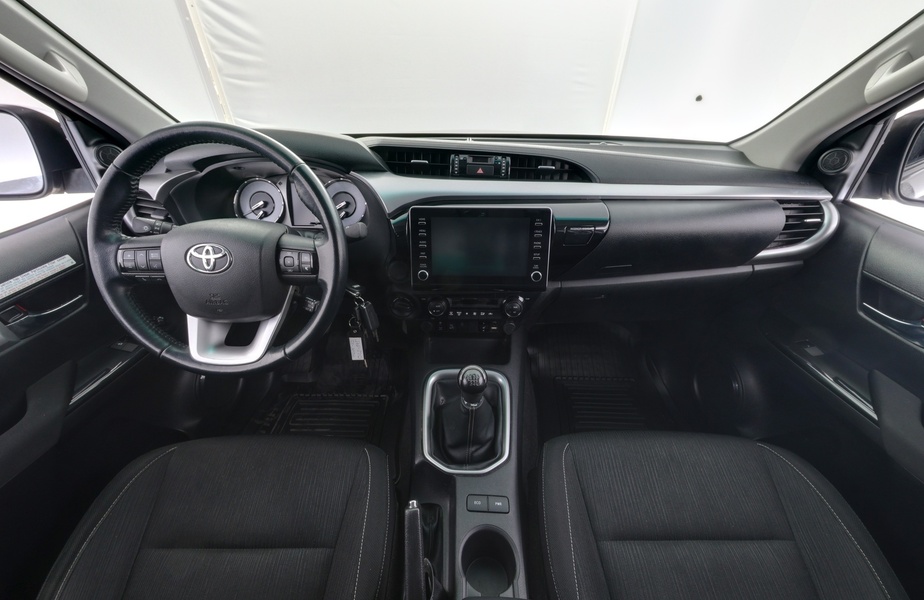 Toyota Hilux vaihtoauto