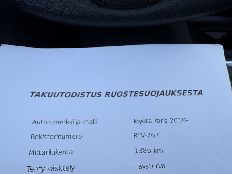 Toyota Yaris vaihtoauto