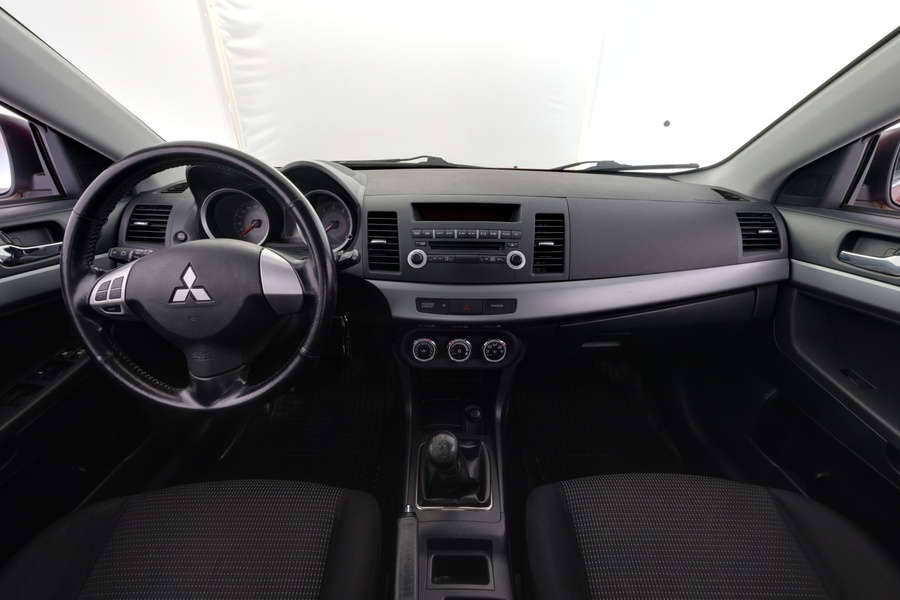 Mitsubishi Lancer vaihtoauto