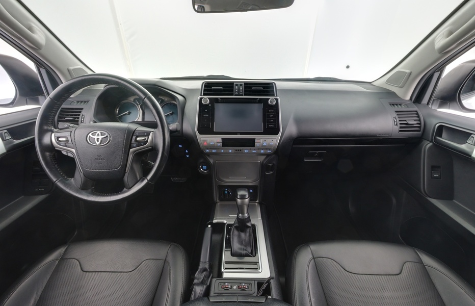 Toyota Land Cruiser vaihtoauto