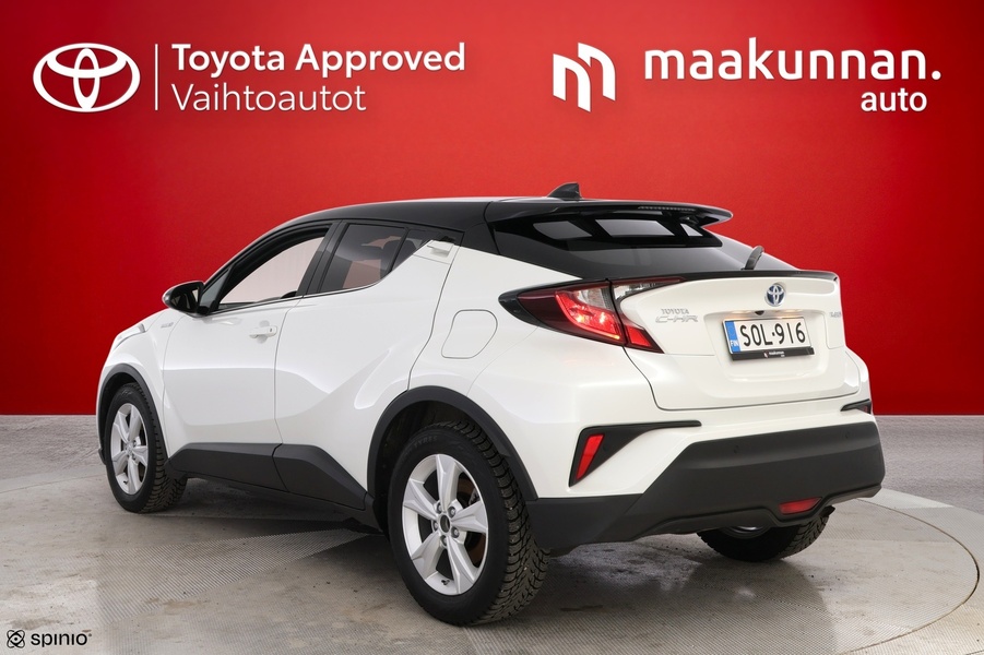 Toyota C-HR vaihtoauto