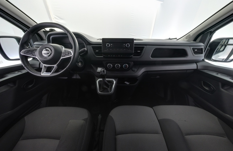 Nissan Primastar vaihtoauto