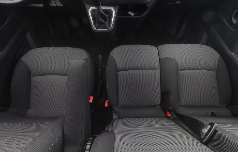 Nissan Primastar vaihtoauto