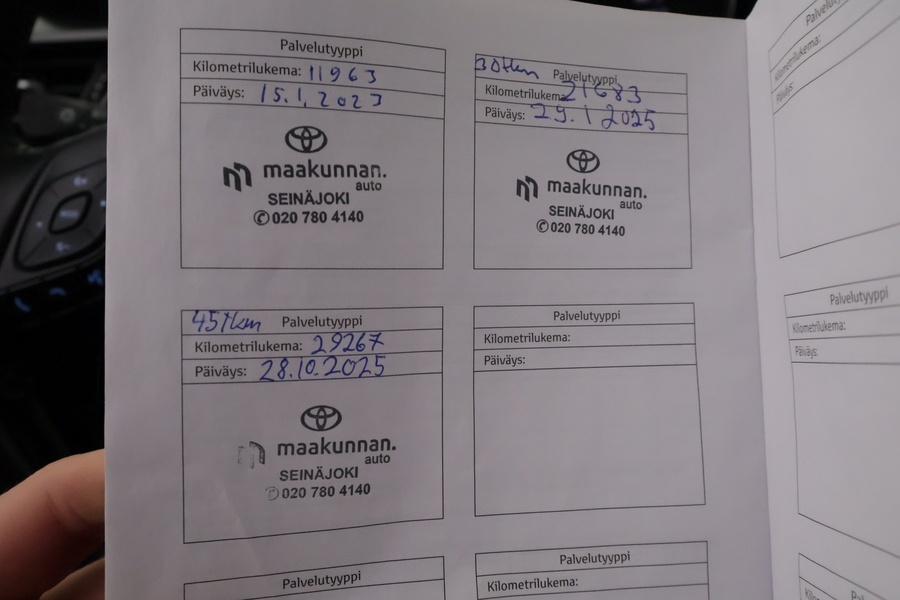 Toyota C-HR vaihtoauto