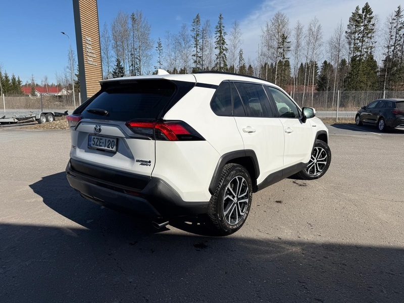 Toyota RAV4 vaihtoauto