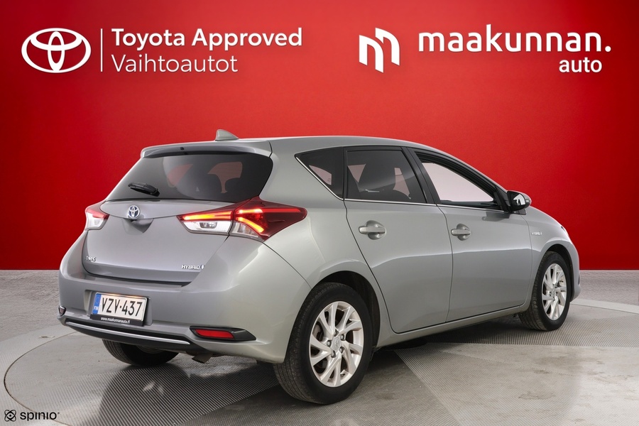 Toyota Auris vaihtoauto