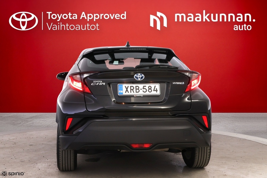 Toyota C-HR vaihtoauto