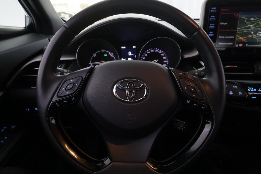 Toyota C-HR vaihtoauto