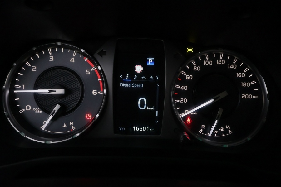 Toyota Hilux vaihtoauto