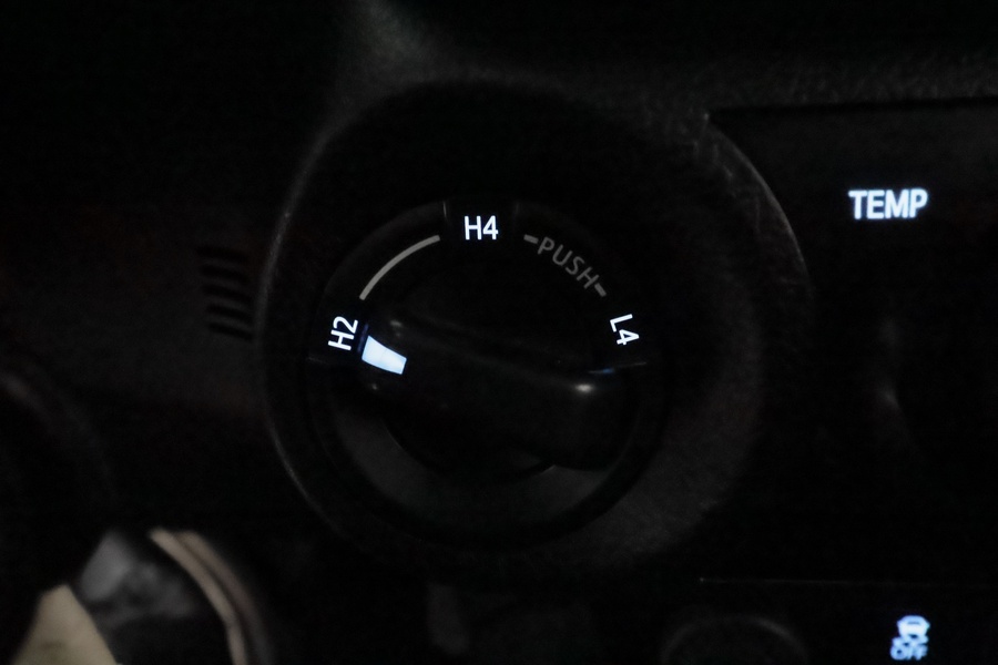 Toyota Hilux vaihtoauto