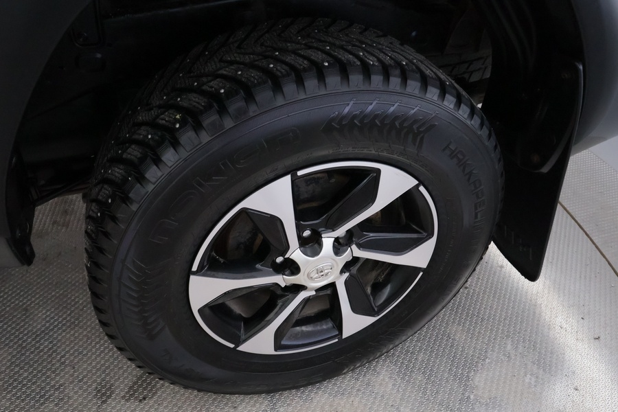 Toyota Hilux vaihtoauto