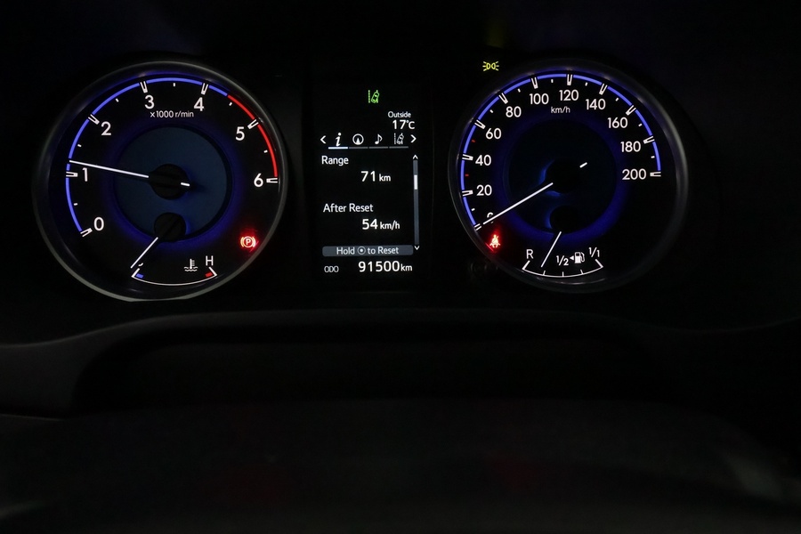 Toyota Hilux vaihtoauto