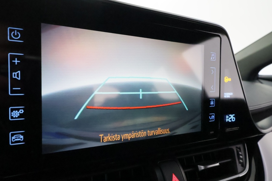 Toyota C-HR vaihtoauto