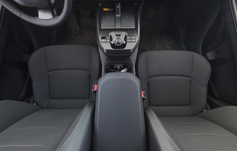 Toyota C-HR+ vaihtoauto