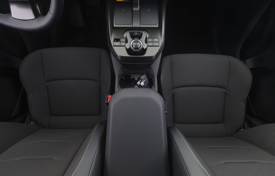 Toyota C-HR+ vaihtoauto