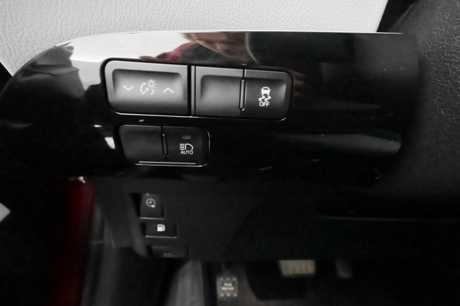 Toyota Prius Plug-in vaihtoauto