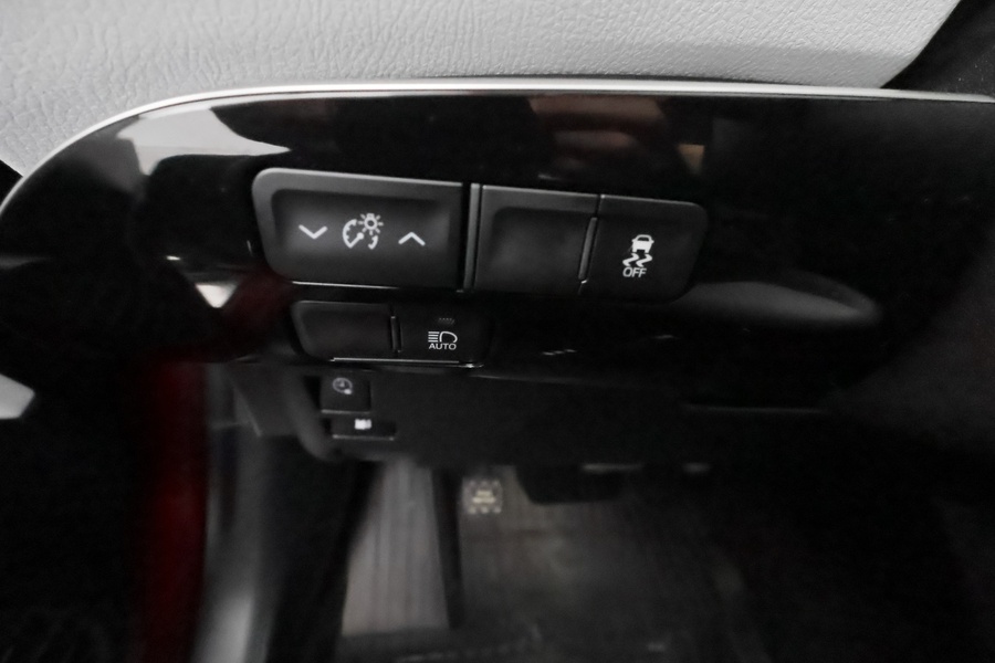 Toyota Prius Plug-in vaihtoauto