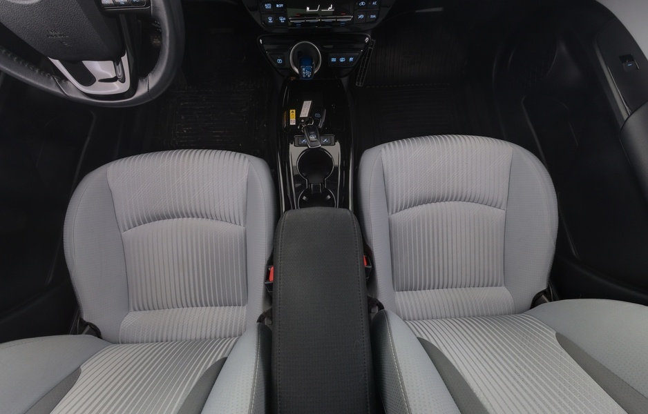 Toyota Prius Plug-in vaihtoauto