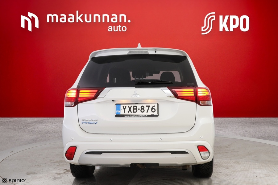 Mitsubishi Outlander PHEV vaihtoauto