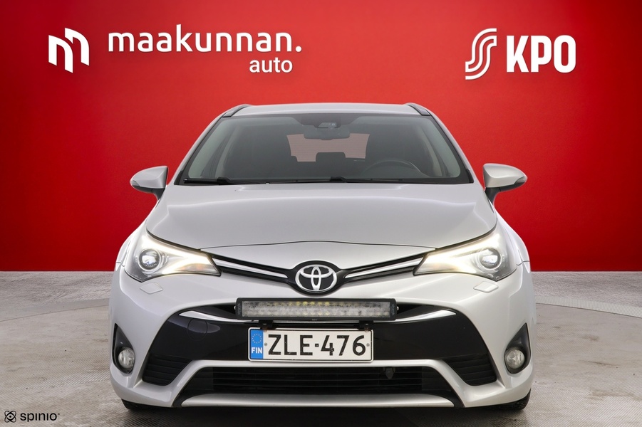 Toyota Avensis vaihtoauto