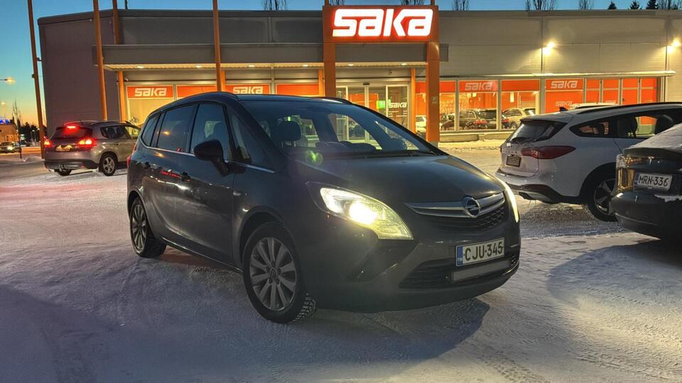 Opel Zafira Tourer vaihtoauto