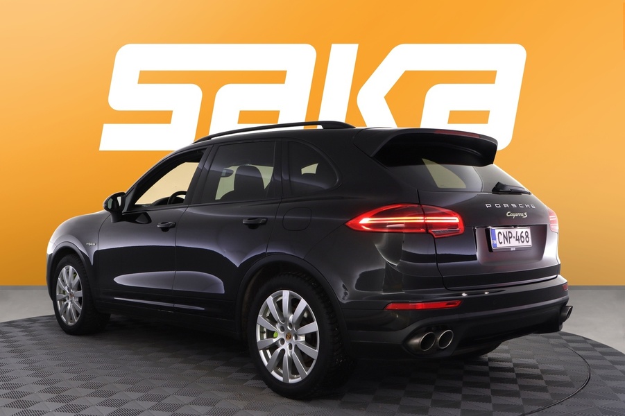 Porsche Cayenne vaihtoauto