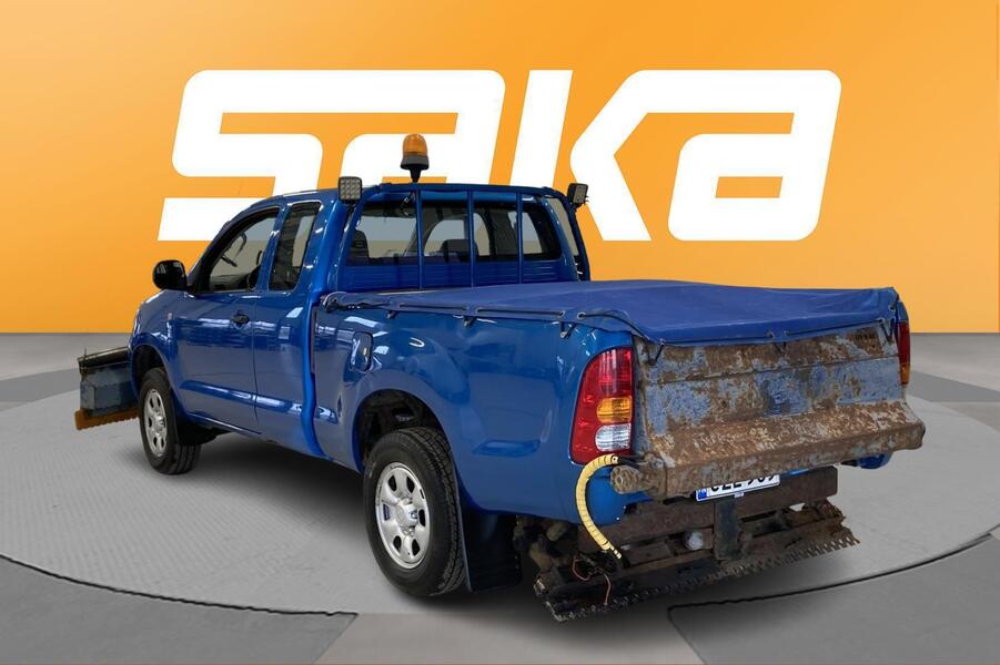 Toyota Hilux vaihtoauto
