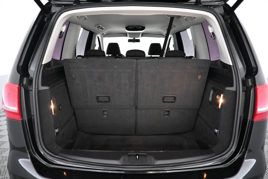 Volkswagen Sharan vaihtoauto