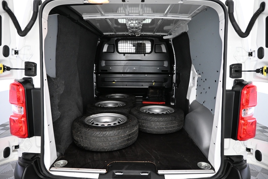 Opel Vivaro vaihtoauto