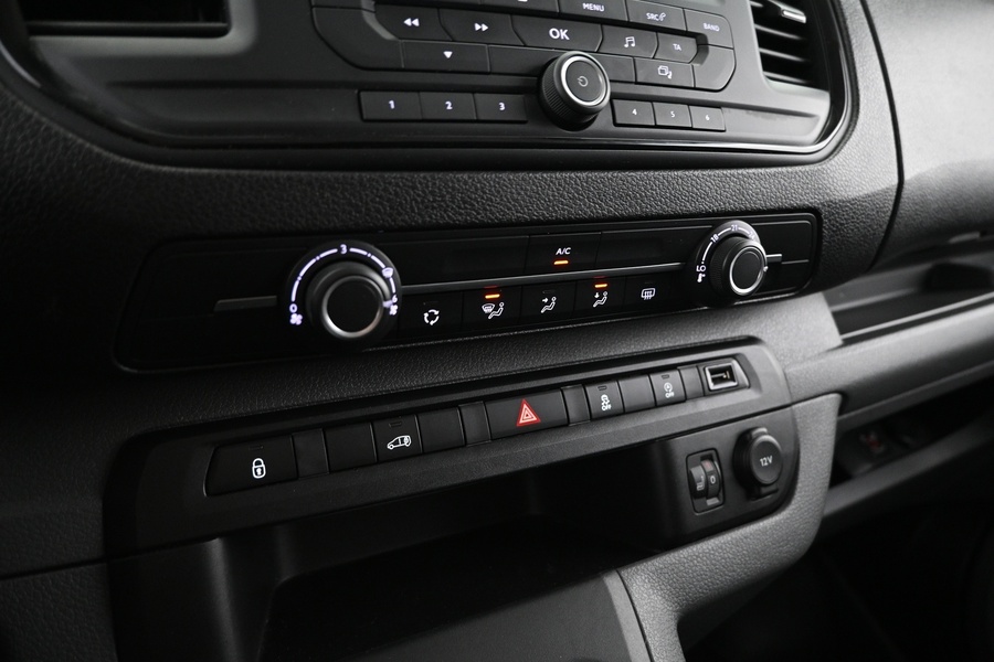 Opel Vivaro vaihtoauto