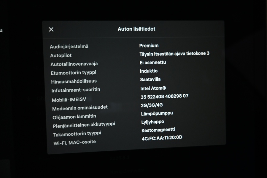 Tesla Model 3 vaihtoauto