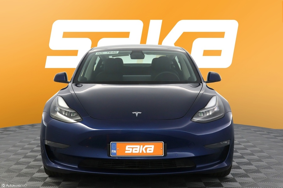 Tesla Model 3 vaihtoauto