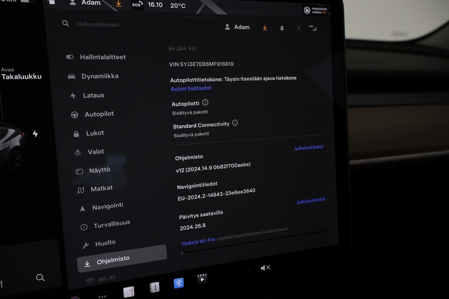 Tesla Model 3 vaihtoauto