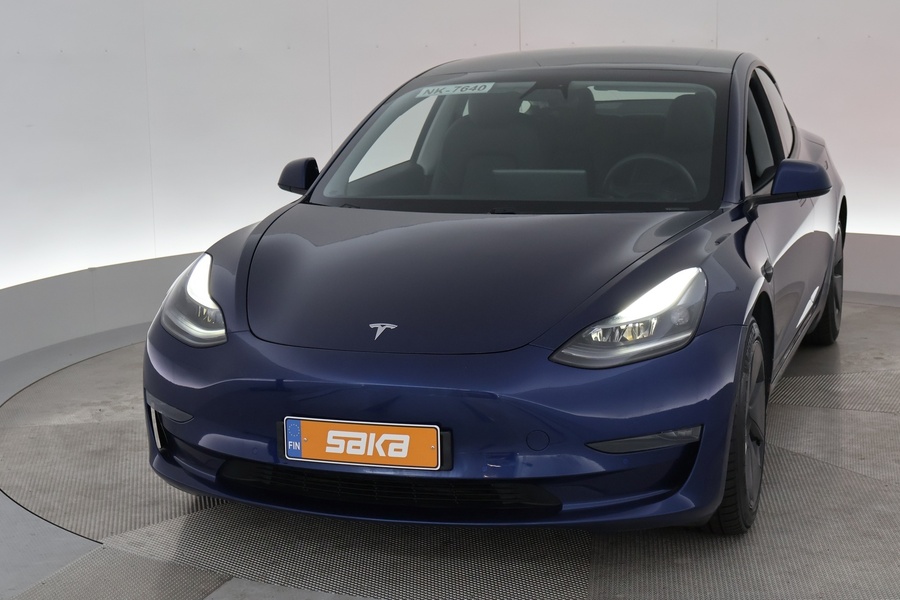 Tesla Model 3 vaihtoauto
