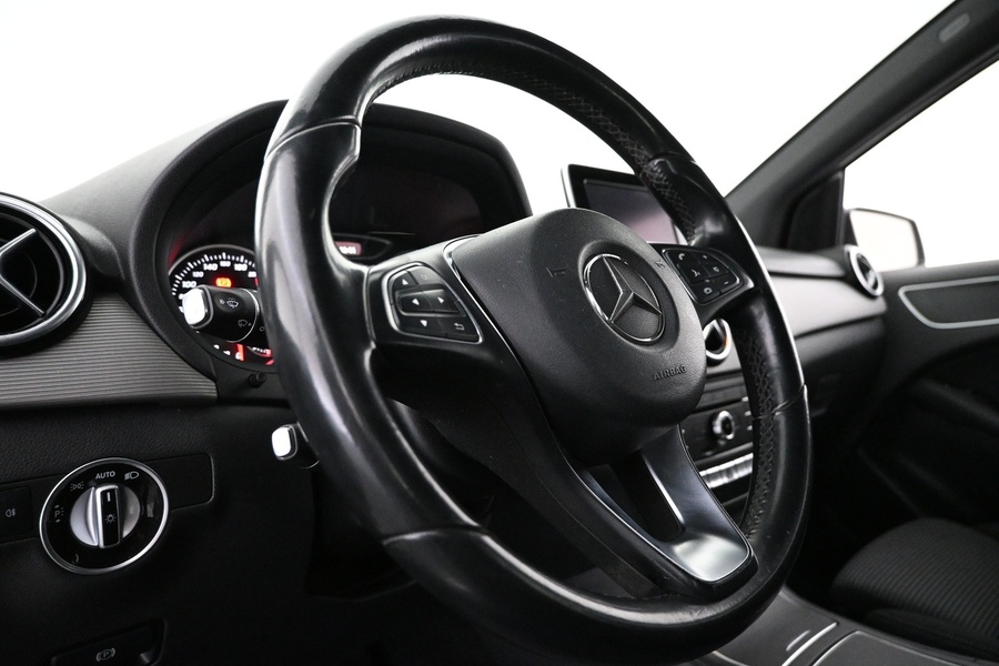 Mercedes-Benz B vaihtoauto