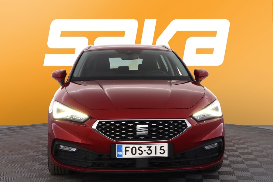 SEAT Leon Sportstourer vaihtoauto