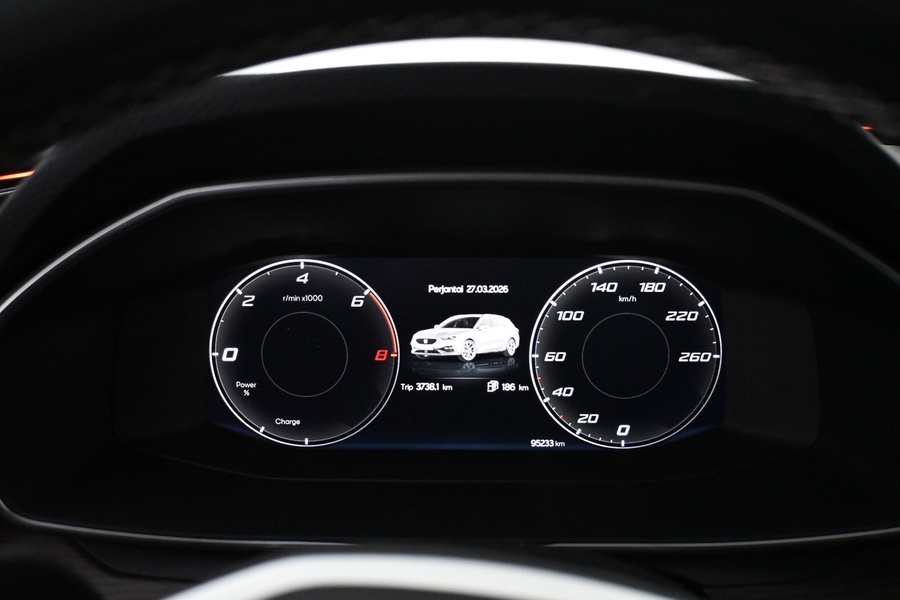 SEAT Leon Sportstourer vaihtoauto