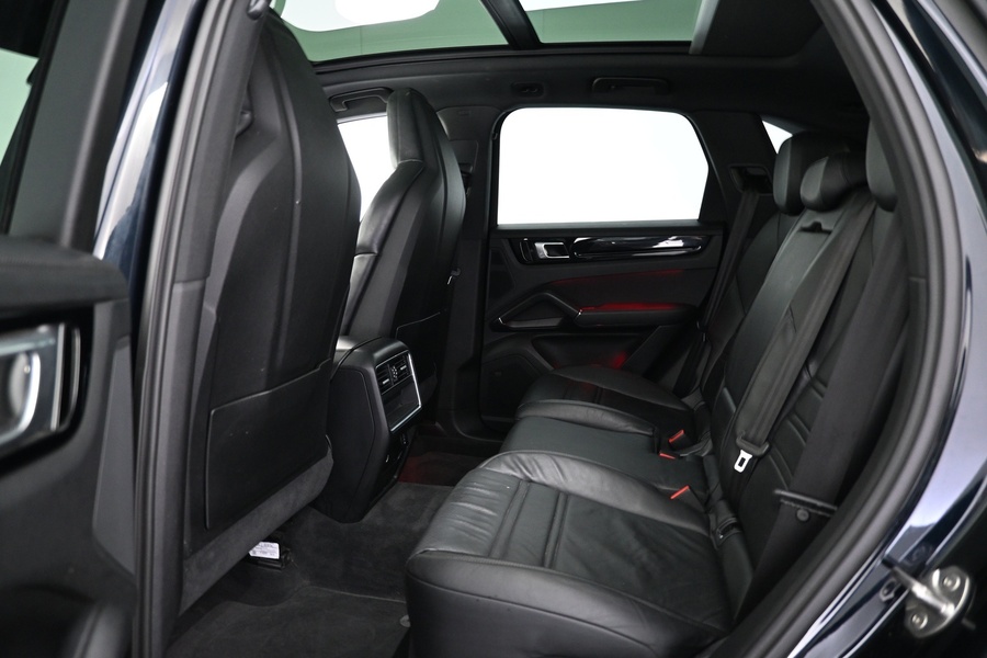 Porsche Cayenne vaihtoauto