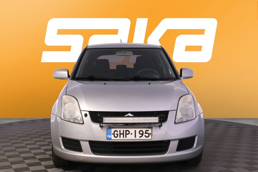 Suzuki Swift vaihtoauto