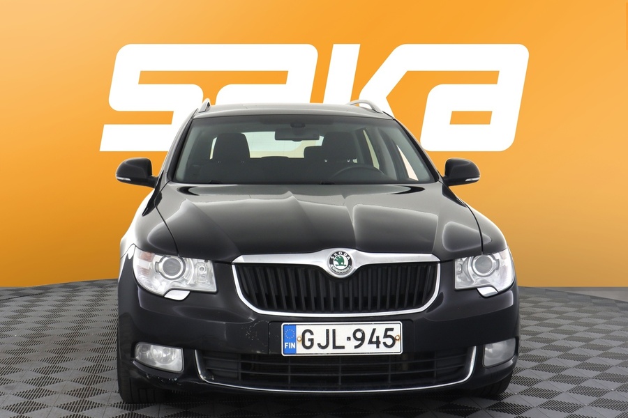 Skoda Superb vaihtoauto