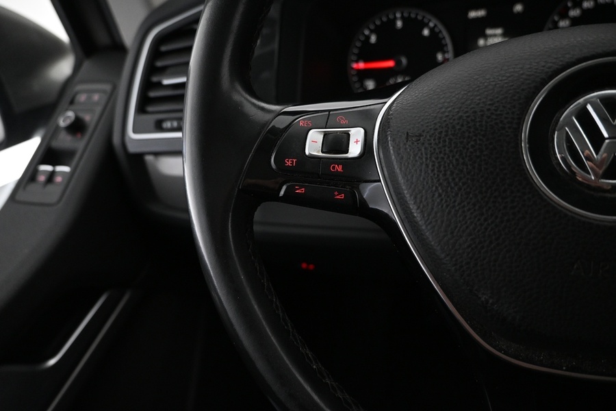 Volkswagen Multivan vaihtoauto