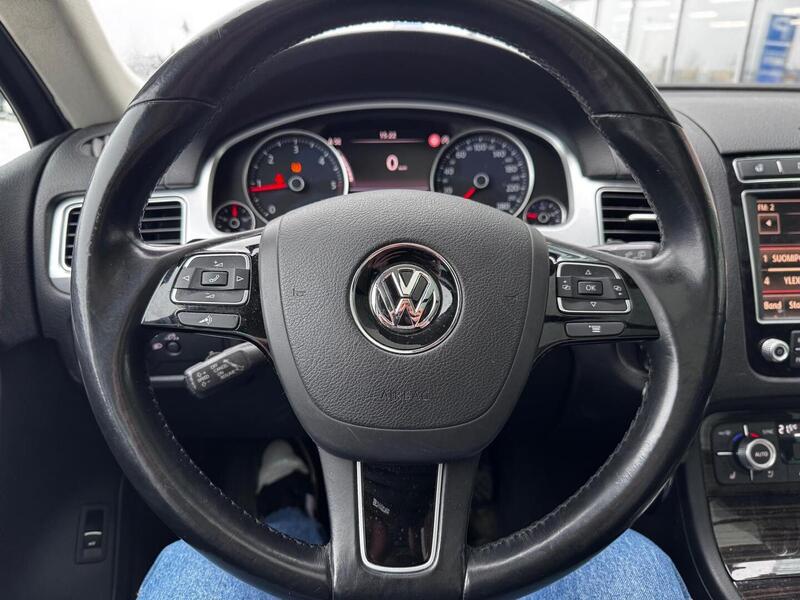 Volkswagen Touareg vaihtoauto